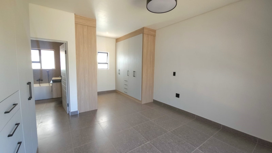 To Let 3 Bedroom Property for Rent in Melodie North West